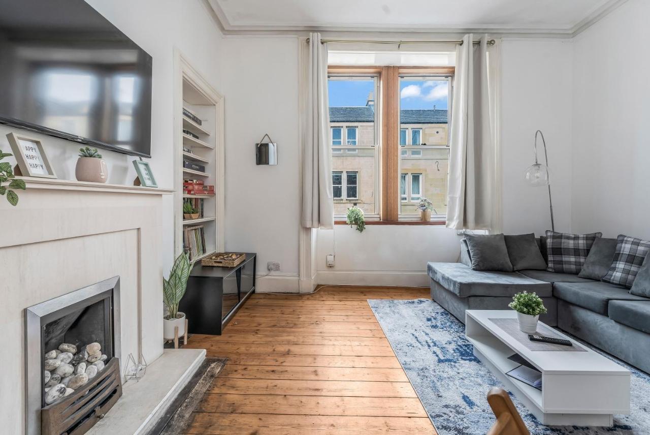 Central City Centre 2 Bedroom Flat - Close To Haymarket Train Station. Edinburgh Kültér fotó